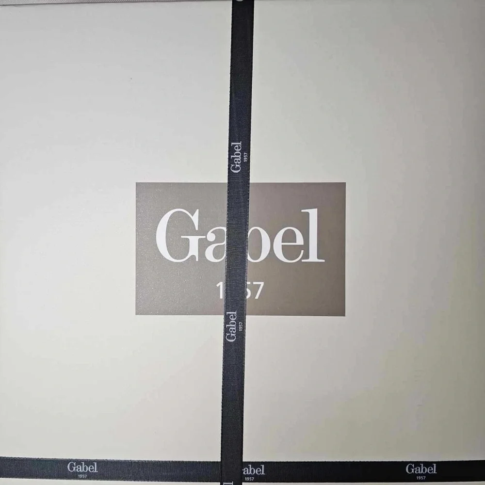 Gabel 1957 Italy Throw 51"x71” 41% Wool, 10% Cashmere, boxed luxury blanket - Picture 4 of 5